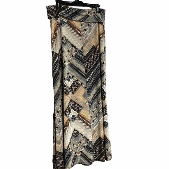 NEIMAN MARCUS Women’s Geometric Maxi Skirt Size Medium Multicolored - Picture 3 of 9